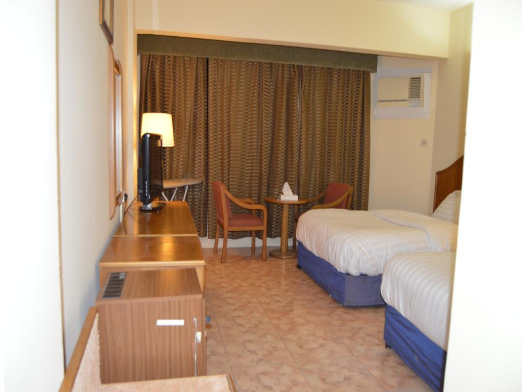 San Rock Hotel Manamah Buitenkant foto