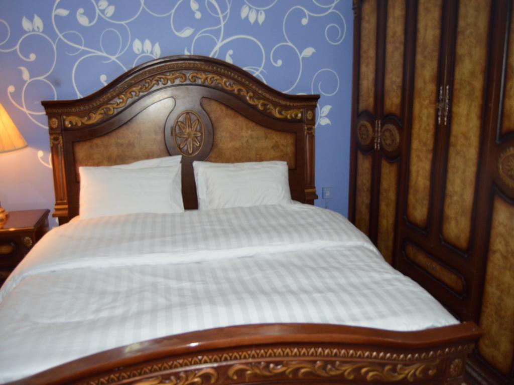 San Rock Hotel Manamah Buitenkant foto