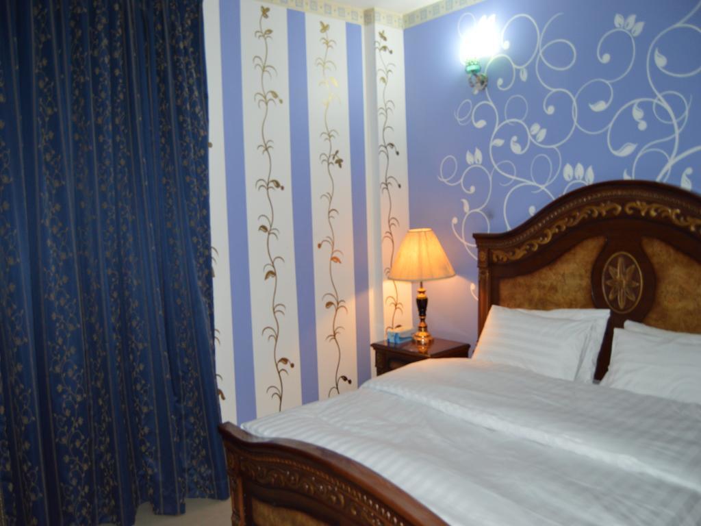 San Rock Hotel Manamah Buitenkant foto
