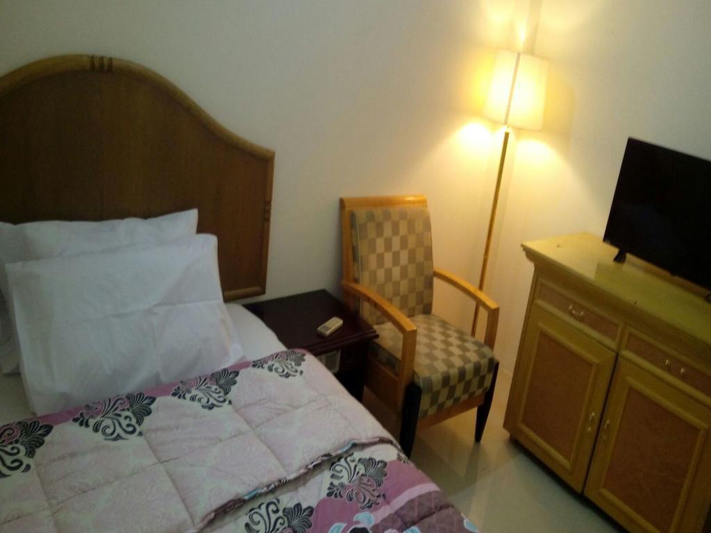 San Rock Hotel Manamah Buitenkant foto