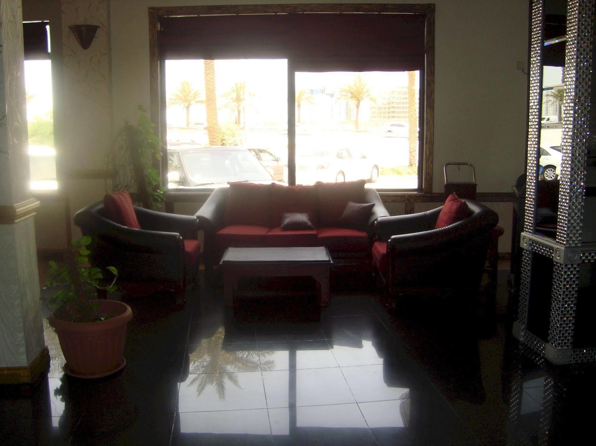 San Rock Hotel Manamah Buitenkant foto